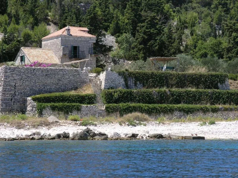 Vrnik - kaštel